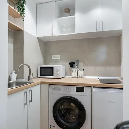 דירה Boho Chic Near Alba Iulia Square, *