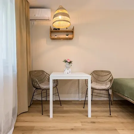 Boho Chic Near Alba Iulia Square, 부쿠레슈티