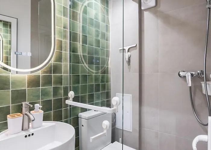 Апартаменти Boho Chic Near Alba Iulia Square, Бухарест