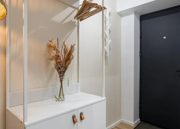 Апартаменти Boho Chic Near Alba Iulia Square, Бухарест