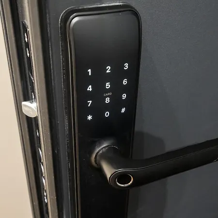 Boho Chic Near Alba Iulia Square, Appartement Bucarest